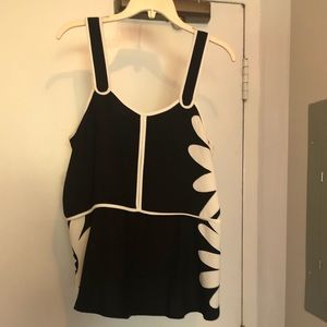 Target Victoria Beckham daisy tank